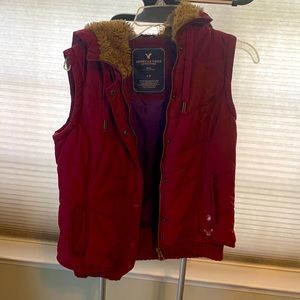 American eagle zip up vest